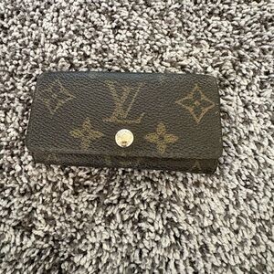 Louis Vuitton Vintage Monogram Four Key Holder